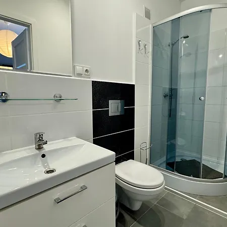 Goscinne Grafit 홈스테이 *