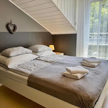 Homestay Goscinne Grafit