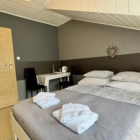 Goscinne Grafit Homestay Wladyslawowo