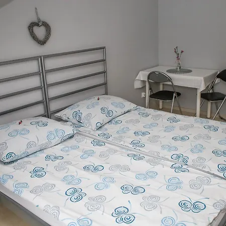 Séjour chez l'habitant Goscinne Grafit *
